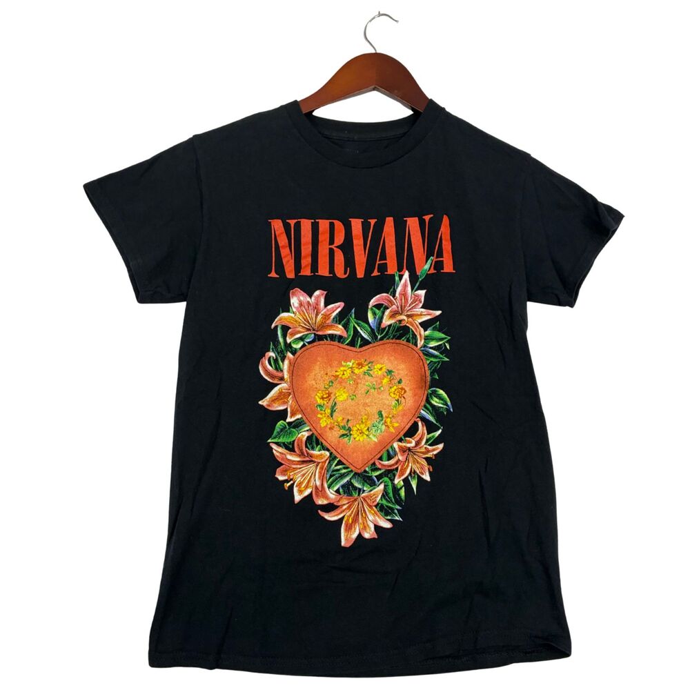 Nirvana Womens Medium T Shirt Black Floral Heart Lilies Band Graphic Grunge Tee